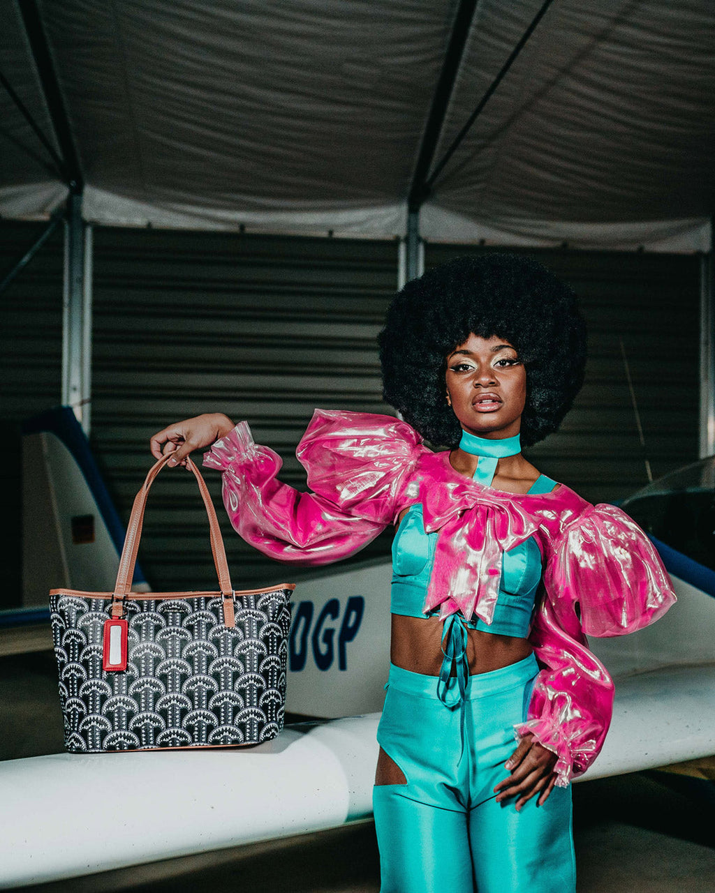 ILLUCHAINS TOTE