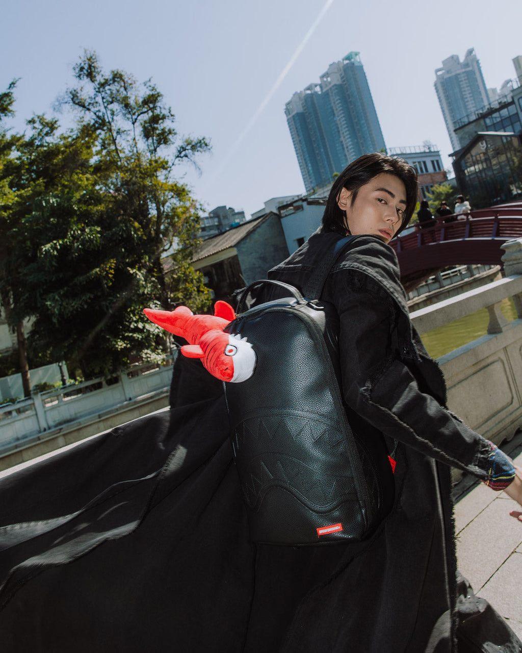 PLUSH SHARK BIG BITE BACKPACK